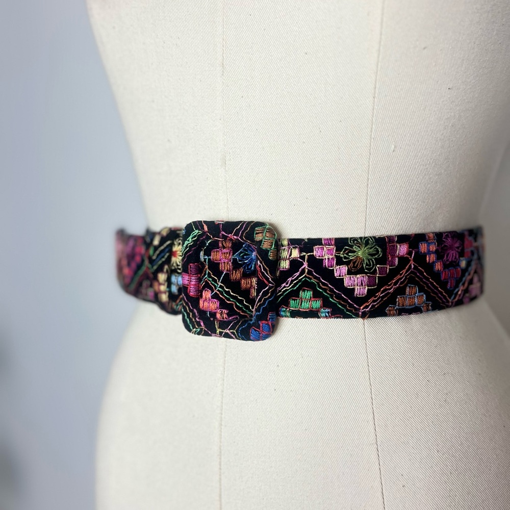 RAINBOW Boho Embroidery Embroidered 70’s 70s Vintage Velvet Floral Belt 30 W M L